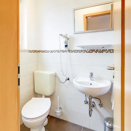 Weisses Rössl Gasthof 3*
